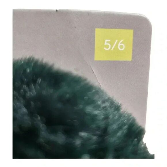 Serra green faux fur slipper slides new size 5/6 - Picture 3 of 5